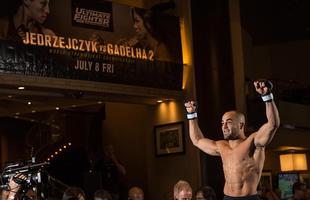 Imagens do treino aberto do UFC em Las Vegas - Eddie Alvarez, desafiante de Rafael dos Anjos