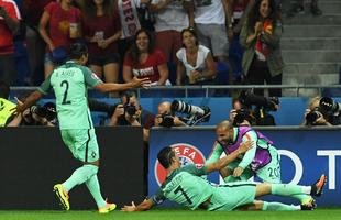 Cristiano Ronaldo subiu mais que a defesa de Gales e marcou de cabe�a, fazendo Portugal 1 a 0