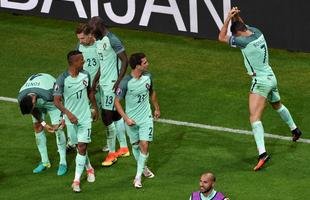 Cristiano Ronaldo subiu mais que a defesa de Gales e marcou de cabe�a, fazendo Portugal 1 a 0