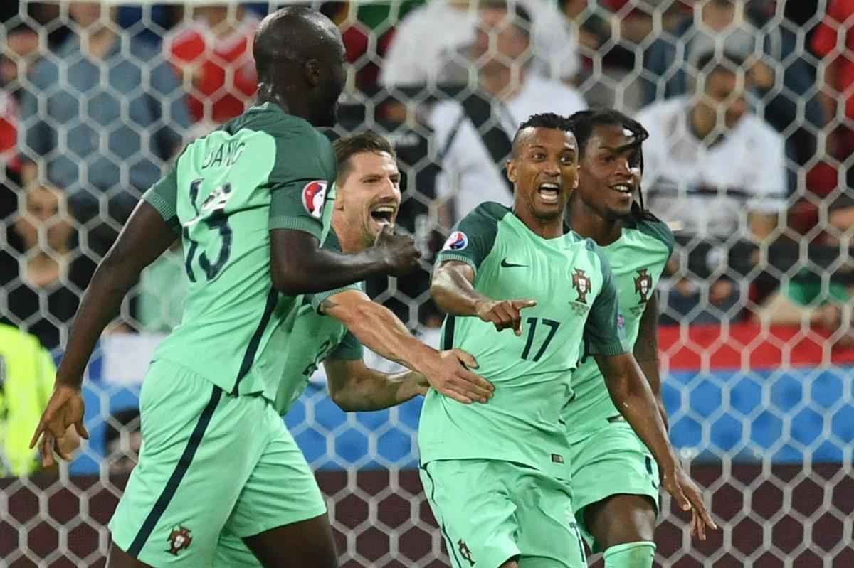 Nani ampliou para Portugal logo depois de Cristiano Ronaldo abrir o placar em Lyon