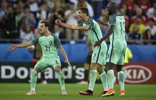 Nani ampliou para Portugal logo depois de Cristiano Ronaldo abrir o placar em Lyon