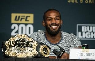 Imagens da coletiva do UFC 200, em Las Vegas - Jon Jones, campe�o interino dos meio-pesados