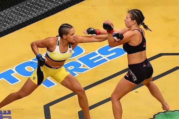 Fotos da grande vitria de Amanda Nunes pelo cinturo do UFC