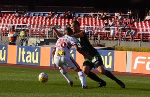 Amrica  derrotado pelo So Paulo por 3 a 0, no Morumbi