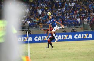 Fotos da partida entre Cruzeiro e Atltico-PR no Mineiro