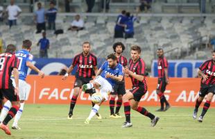 Fotos da partida entre Cruzeiro e Atltico-PR no Mineiro