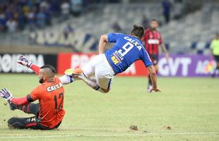 Fotos da partida entre Cruzeiro e Atltico-PR no Mineiro