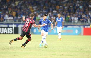 Fotos da partida entre Cruzeiro e Atltico-PR no Mineiro