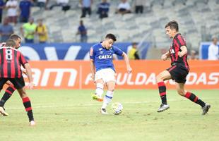 Fotos da partida entre Cruzeiro e Atltico-PR no Mineiro