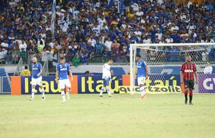 Fotos da partida entre Cruzeiro e Atltico-PR no Mineiro