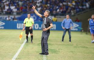 Fotos da partida entre Cruzeiro e Atltico-PR no Mineiro