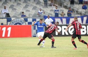 Fotos da partida entre Cruzeiro e Atltico-PR no Mineiro