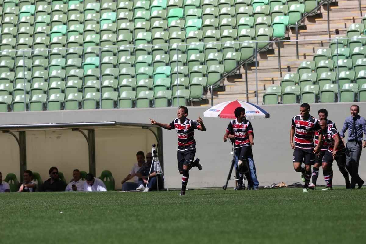 Fotos do jogo entre Amrica e Santa Cruz, no Independncia