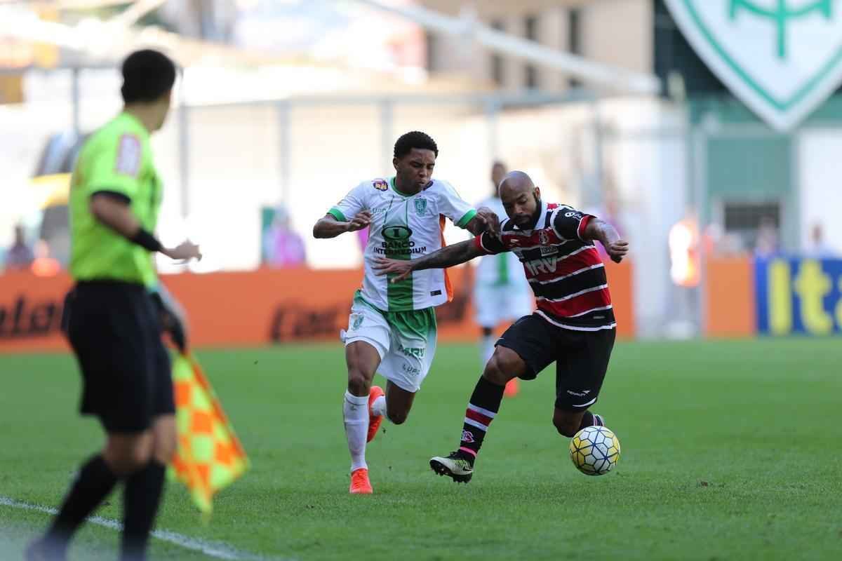 Fotos do jogo entre Amrica e Santa Cruz, no Independncia