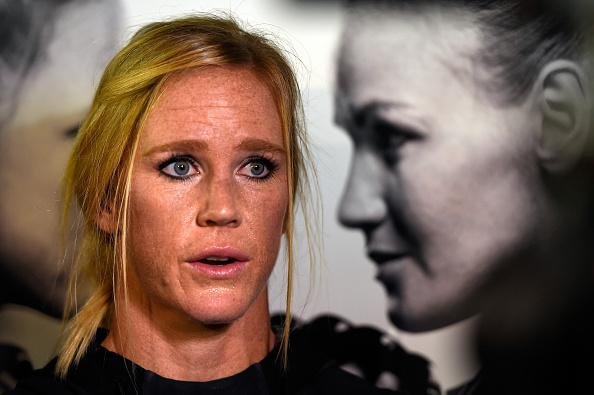 Imagens do treino aberto do UFC on Fox 20, em Chicago - Holly Holm fala aos jornalistas