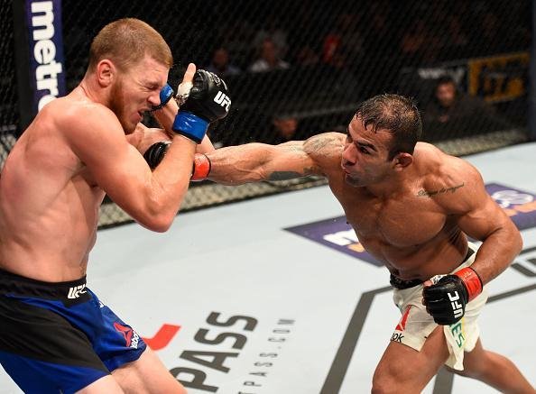 Brasileiro Michel 'Trator' Prazeres venceu  J.C. Cottrell por deciso unnime 

	