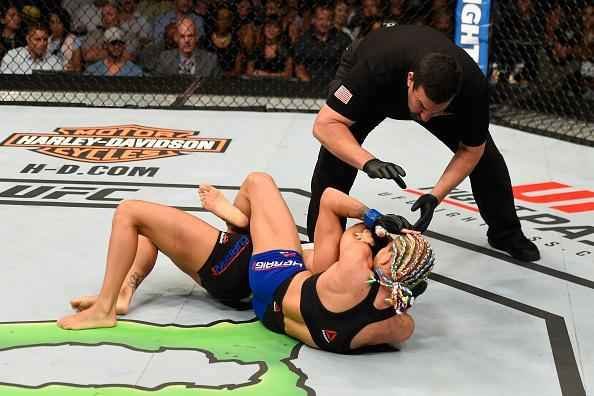 Felice Herrig venceu Kailin Curran por finalizao no primeiro round