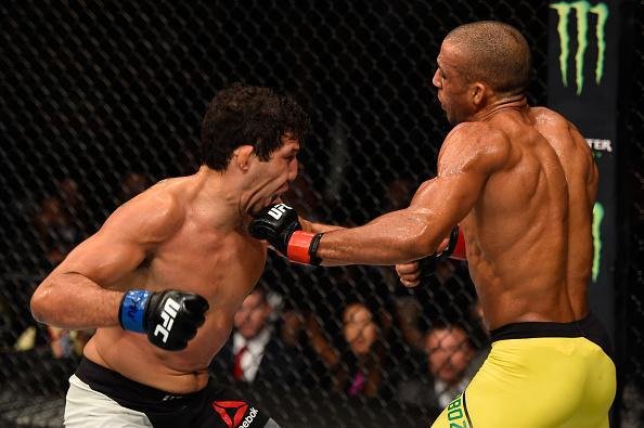 Edson Barboza venceu Gilbert Melendez por deciso unnime 
