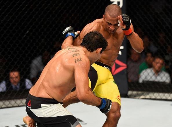 
Edson Barboza venceu Gilbert Melendez por deciso unnime 
