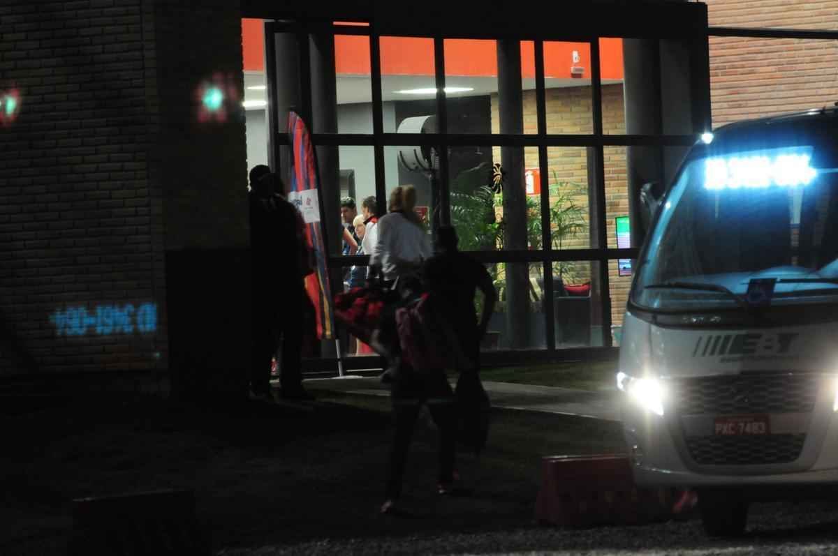 Nadadores britnicos no Centro de Treinamento Esportivo da Universidade Federal de Minas Gerais, em BH