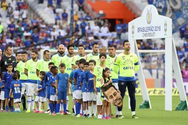 Imagens do confronto entre Cruzeiro e Sport