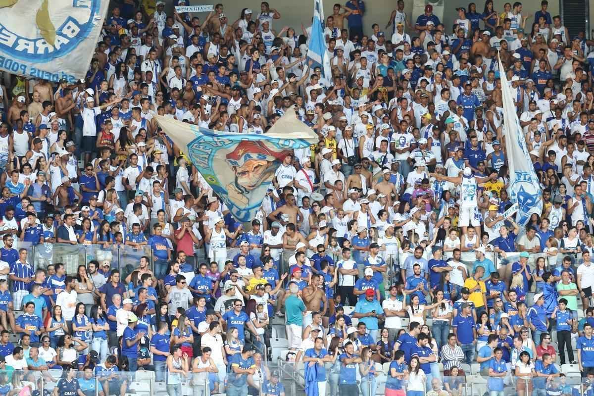 Imagens do confronto entre Cruzeiro e Sport