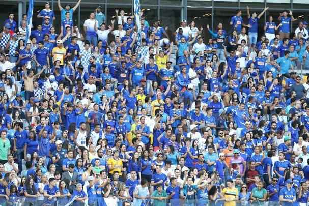 Imagens do confronto entre Cruzeiro e Sport