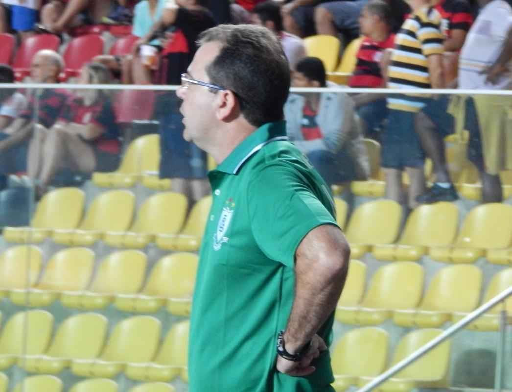 Fotos da derrota do Amrica para o Flamengo em Cariacica