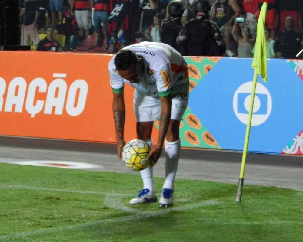Fotos da derrota do Amrica para o Flamengo em Cariacica
