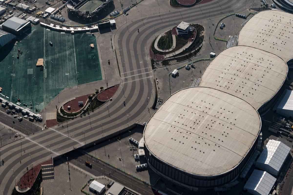 Rio de Janeiro visto de cima a alguns dias dos Jogos 2016. Parque Olmpico do Barra
