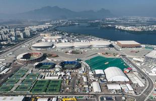 Rio de Janeiro visto de cima a alguns dias dos Jogos Olmpicos 2016. Parque Olmpico da Barra