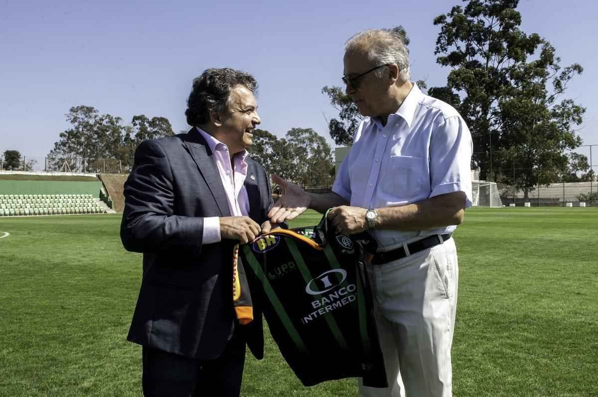 Seleo Francesa de futebol feminino treinar para estreia nos Jogos do Rio no CT do Coelho