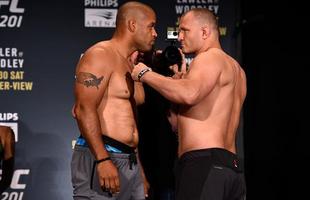 Pesagem do UFC 201, em Atlanta - Anthony Hamilton 117,2kg x Damian Grabowski 116,1kg 