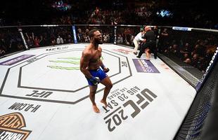 Tyron Woodley nocauteia Robbie Lawler no primeiro round no UFC 201 e conquista o cinturo