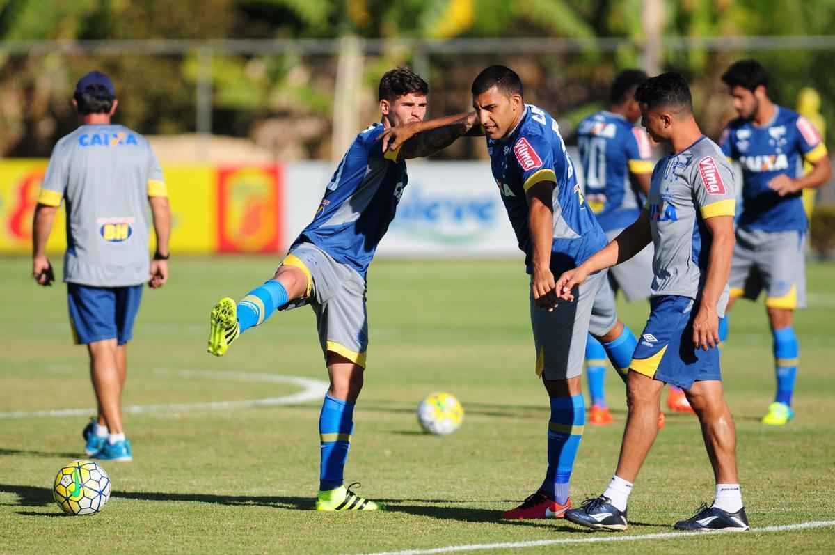 Fotos do treino do Cruzeiro nesta segunda-feira na Toca da Raposa II (Gladyston Rodrigues/EM D.A Press)