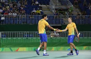 Brasileiros atropelaram dupla tailandesa em estreia no Rio e tero pela frente Djoko e seu parceiro