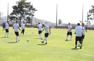 De volta a Belo Horizonte ap�s hist�rico 7 a  sobre o Brasil, Sele��o Alem� realiza treino na Toca da Raposa II