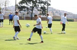 De volta a Belo Horizonte ap�s hist�rico 7 a  sobre o Brasil, Sele��o Alem� realiza treino na Toca da Raposa II