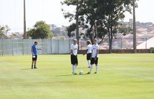 De volta a Belo Horizonte ap�s hist�rico 7 a  sobre o Brasil, Sele��o Alem� realiza treino na Toca da Raposa II