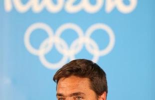 T�cnico portugu�s Rui Jorge afirmou que poupar� alguns titulares para dar rodagem � equipe