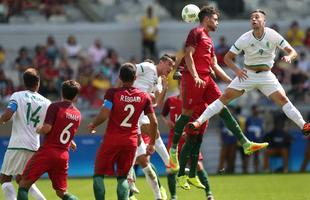 Portugal e Arglia empataram por 1 a 1 no Mineiro. Resultado fez os lusitanos avanarem s quartas de final em primeiro. Honduras passou em segundo. Surpreendentemente, Argentina est eliminada dos Jogos do Rio j na primeira fase do futebol masculino 