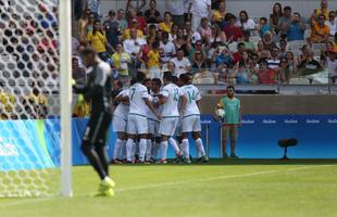 Portugal e Arglia empataram por 1 a 1 no Mineiro. Resultado fez os lusitanos avanarem s quartas de final em primeiro. Honduras passou em segundo. Surpreendentemente, Argentina est eliminada dos Jogos do Rio j na primeira fase do futebol masculino 