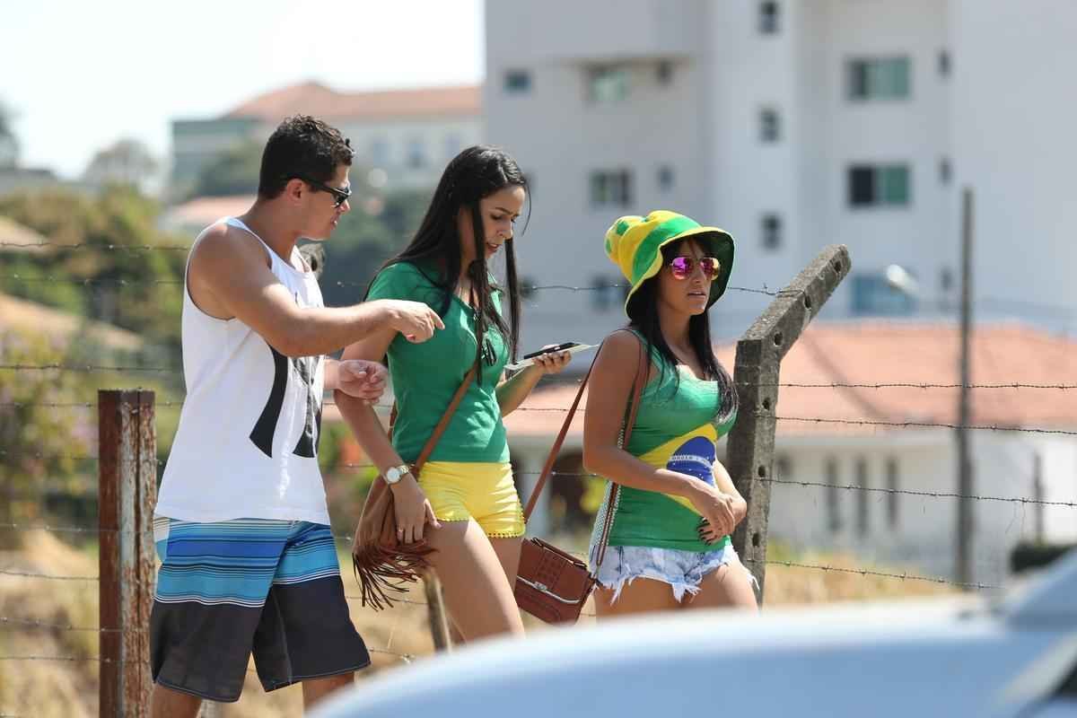 Mineir�o ficou colorido nesta quarta-feira com camisas de clubes e sele��es em duelo da Olimp�ada