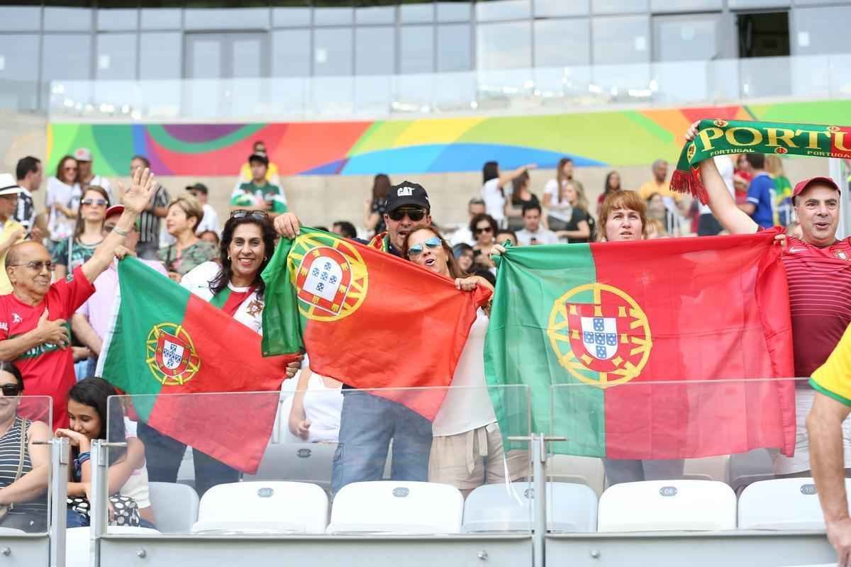 Mineir�o ficou colorido nesta quarta-feira com camisas de clubes e sele��es em duelo da Olimp�ada