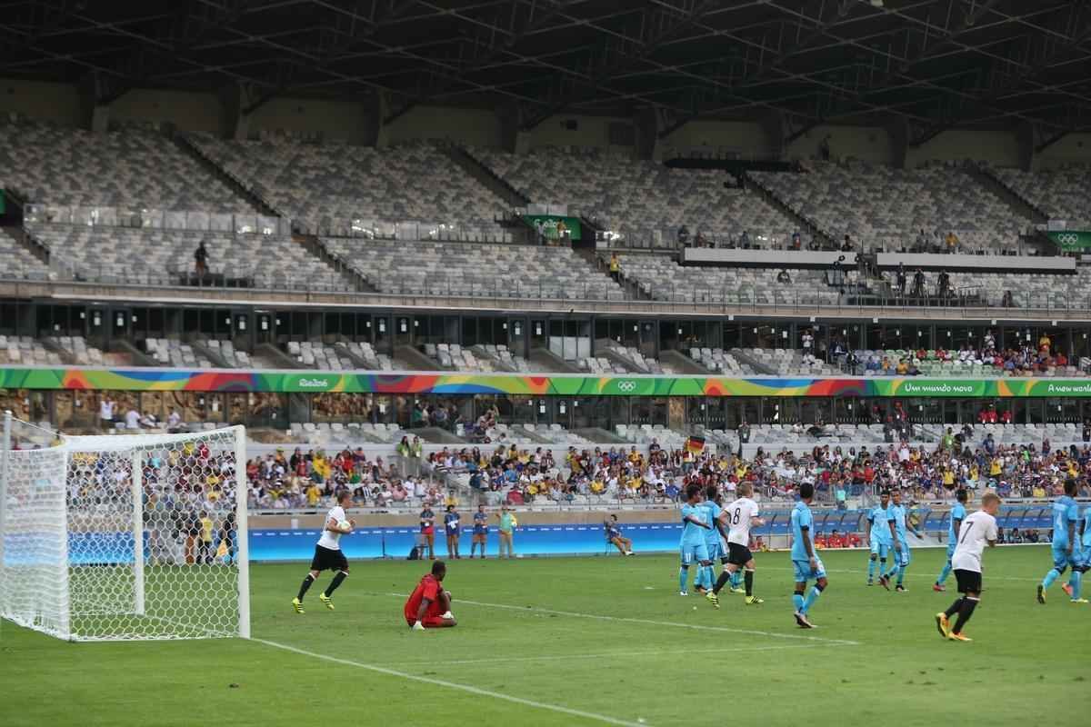 Alemanha abriu 6 a 0 sobre Fiji logo no primeiro tempo do duelo realizado no Mineiro