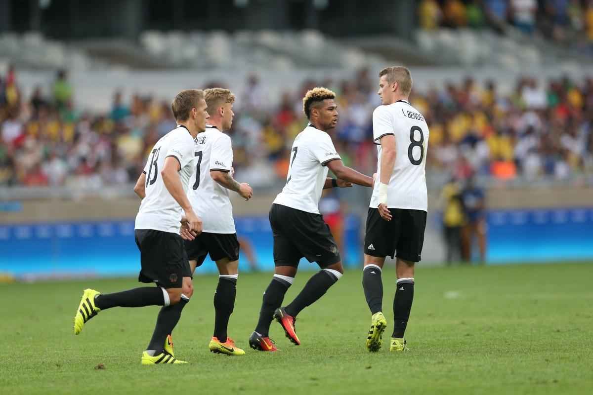 Alemanha abriu 6 a 0 sobre Fiji logo no primeiro tempo do duelo realizado no Mineiro