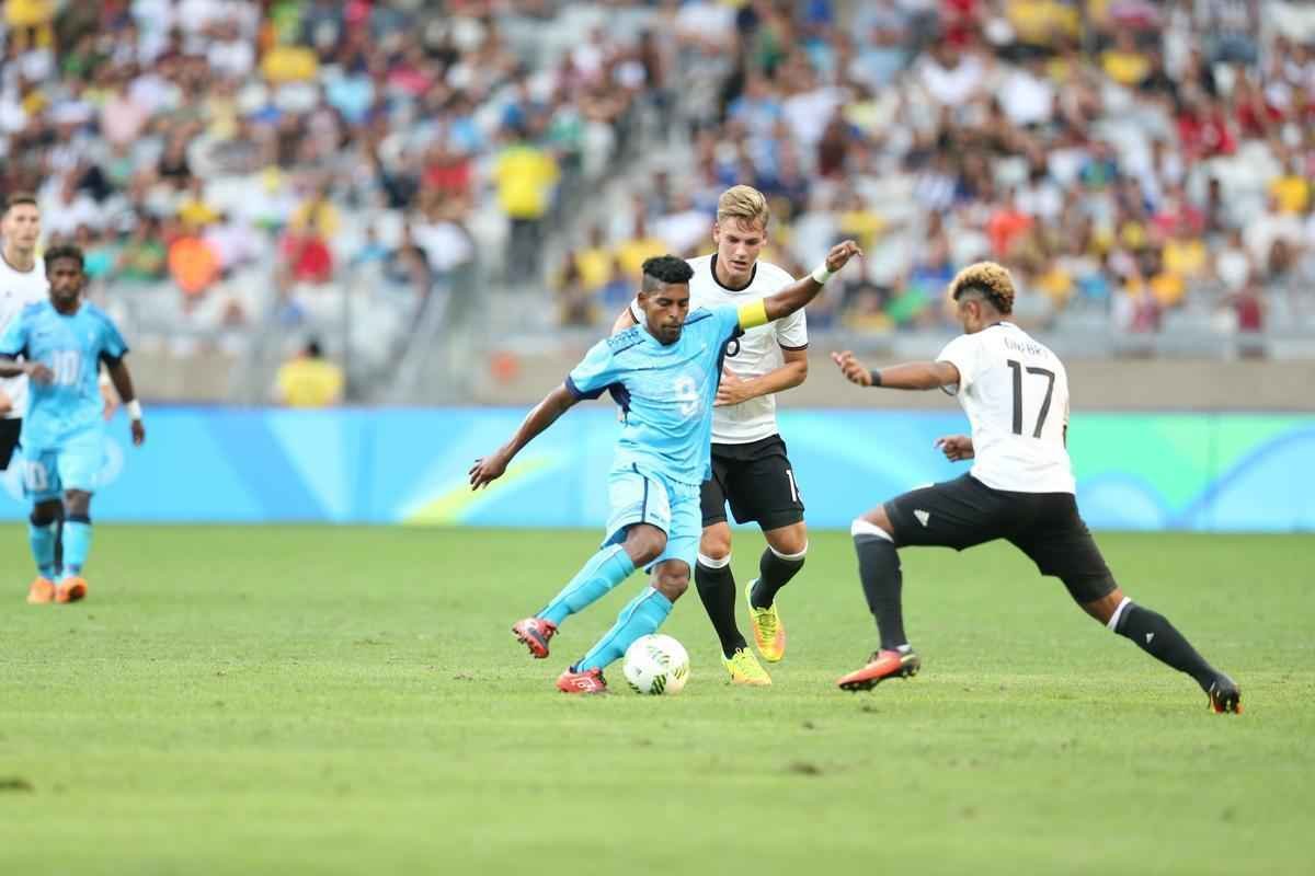 Alemanha abriu 6 a 0 sobre Fiji logo no primeiro tempo do duelo realizado no Mineiro