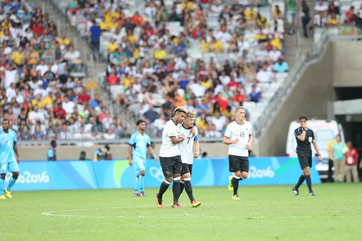 Alemanha abriu 6 a 0 sobre Fiji logo no primeiro tempo do duelo realizado no Mineiro