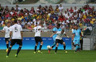 Alemanha abriu 6 a 0 sobre Fiji logo no primeiro tempo do duelo realizado no Mineiro