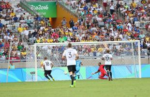 Alemanha abriu 6 a 0 sobre Fiji logo no primeiro tempo do duelo realizado no Mineiro